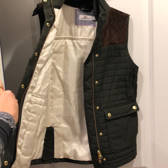 Vineyard vines quilted hunting vest - Picture 4 of 8